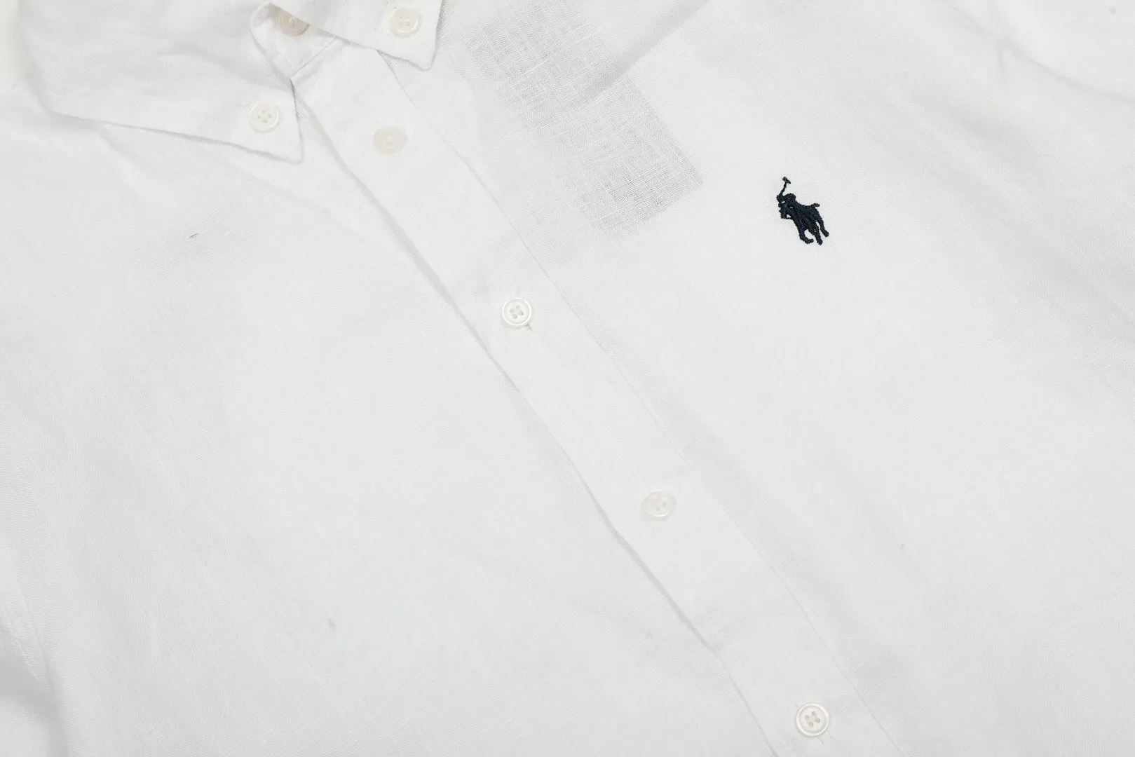 P300 Top Quality" Style Number: 8001# [Ralph Lauren Paul Pony Linen Basic Couple Style Shirt Long Sleeve] ✅Ralph Lauren Paul Small Label War Horse 100% Pure Linen Classic Basic Four Seasons Shirt Long Sleeve ✅A must-have item for the lazy style. The upper body has a retro and fresh feeling. ✅100% pure linen 280g 32 count fabric. Washed, retro and textured. ✅Dedicated to platform live broadcast. Wholesale entity ✅Simple and easy to match, light American old money style, the upper body is super great, ✅Standard for all seasons, worn alone/inner, it is a must-have for YYDS couples wardrobe. Size: S-XL Color: Black, White, Navy, Khaki, Pink, Yellow, Red, Colorful Blue, Light Blue, Rose Red